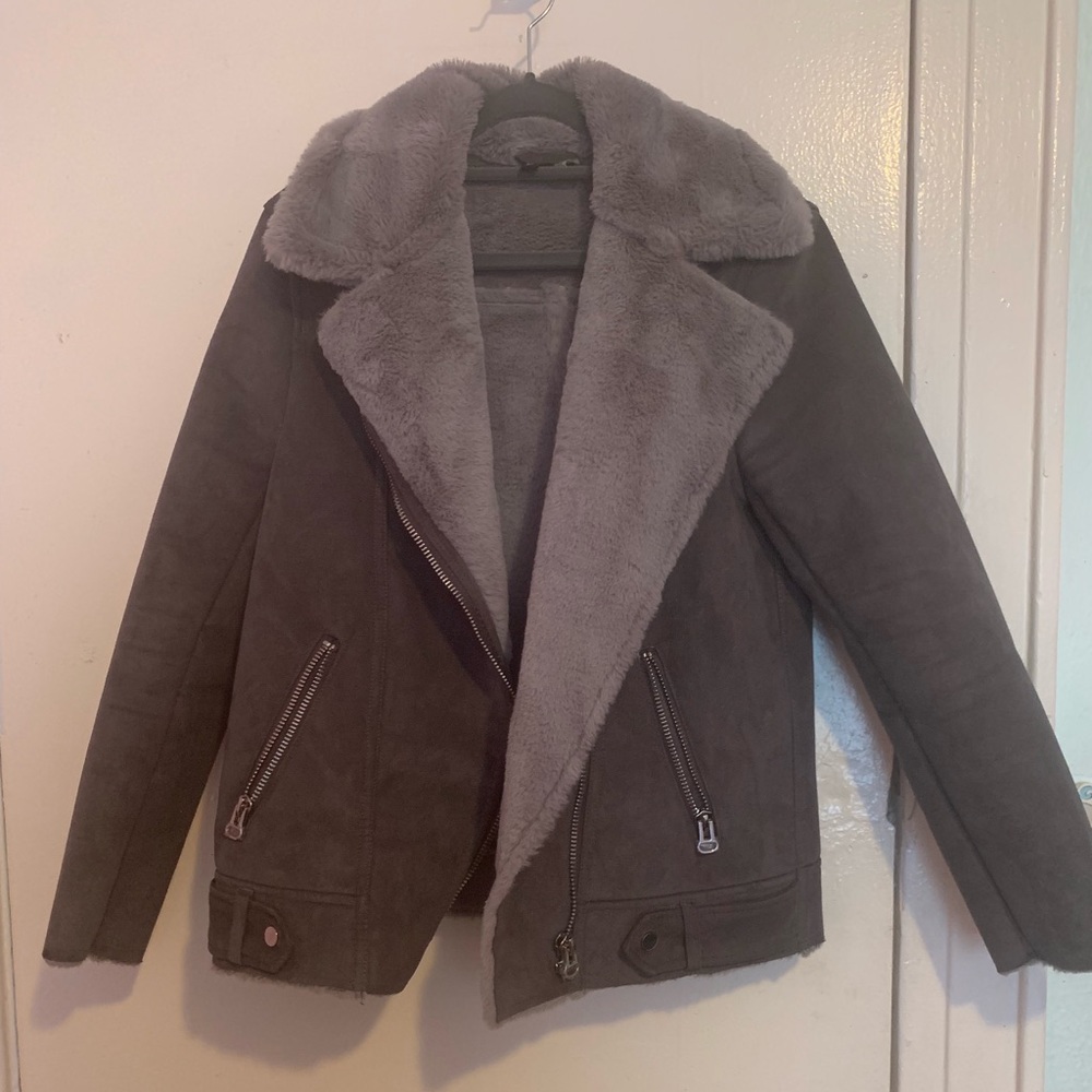 H&M grey jacket with faux fur lining